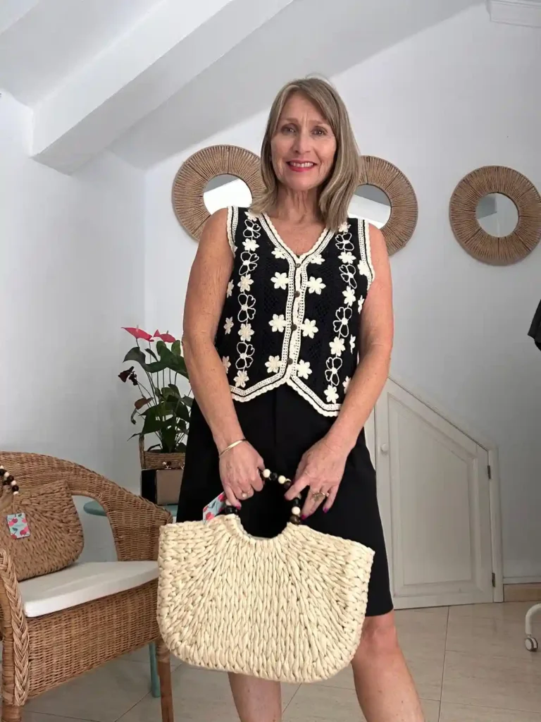 Chaleco crochet beige y negro